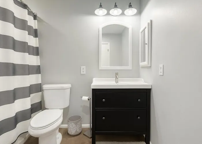 Oldtown, Splash Pad & Park, Camelback Mountain Trails, Desert Chic Retreat Scottsdale